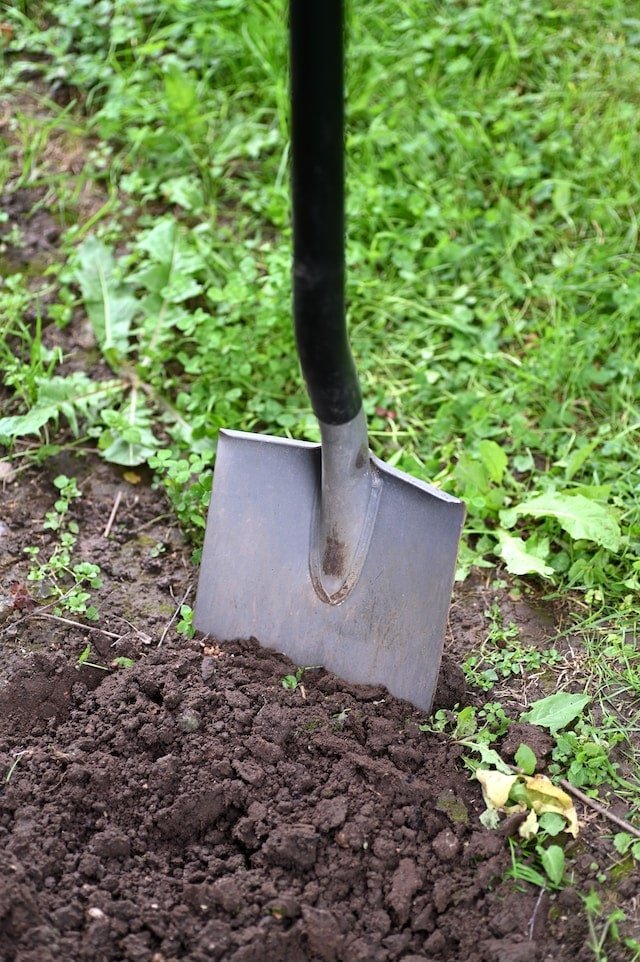 Hoeveel mag u graven in uw tuin?